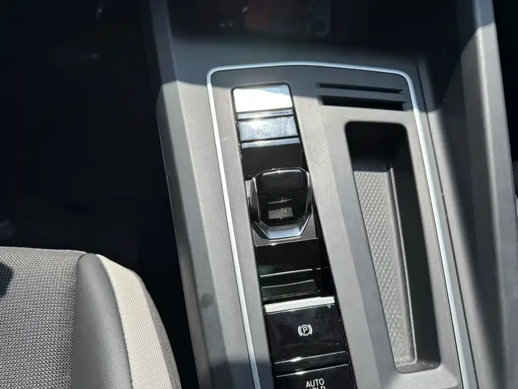 Volkswagen Golf — миниатюра 11