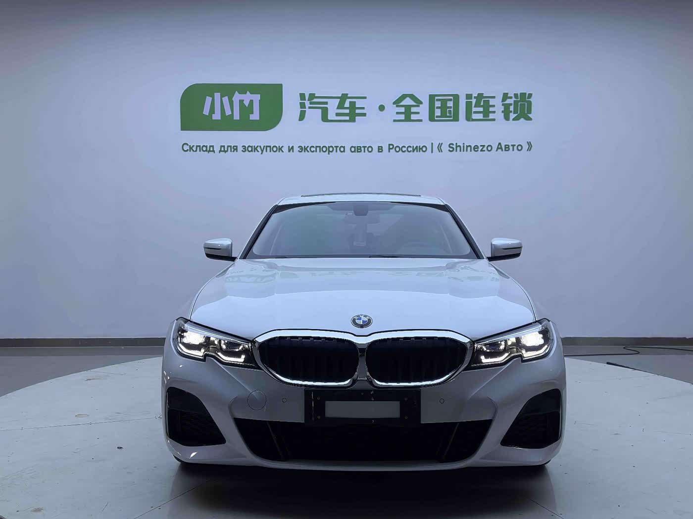 BMW 3 Series 2.0 л 2022 г. Белый, пробег 25000 км