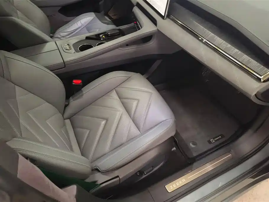 ZEEKR EXTREME KRYPTON 001