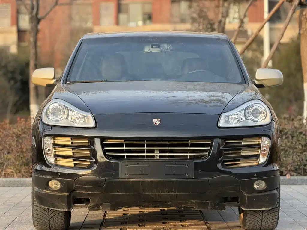 Porsche Cayenne — миниатюра 2