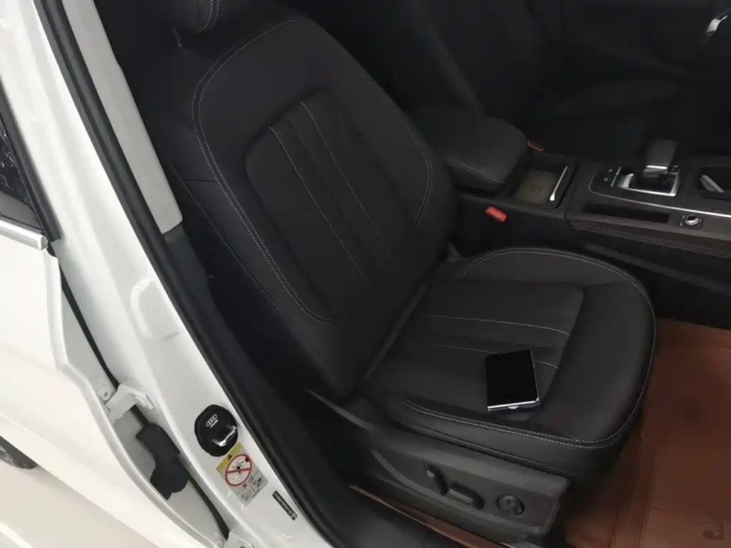 Audi Q5L — миниатюра 25