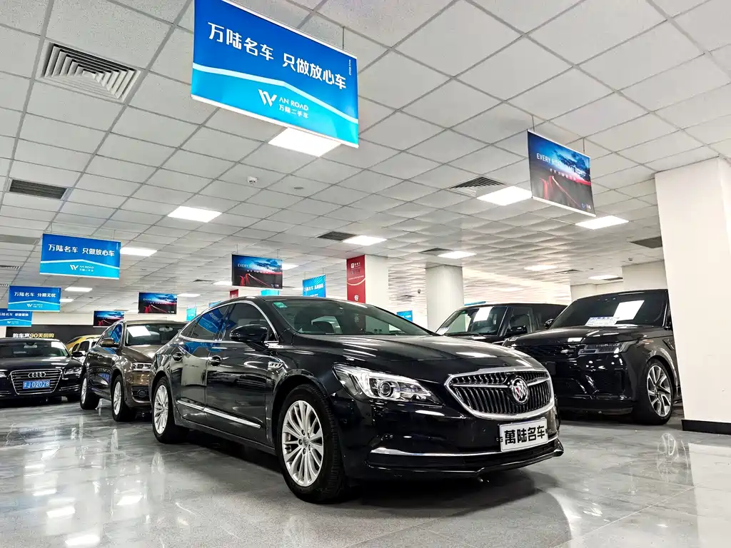 Buick LaCrosse — миниатюра 3