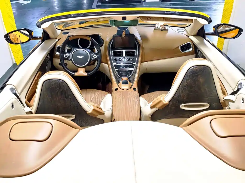 Aston Martin DB11 — миниатюра 3