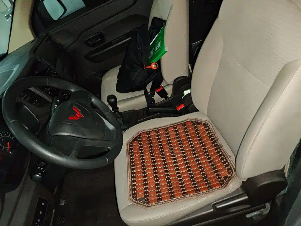 Wuling V 2022 1.5L LAR