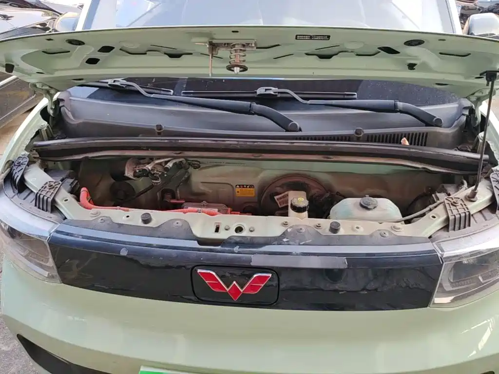 Wuling MINIEV — миниатюра 20