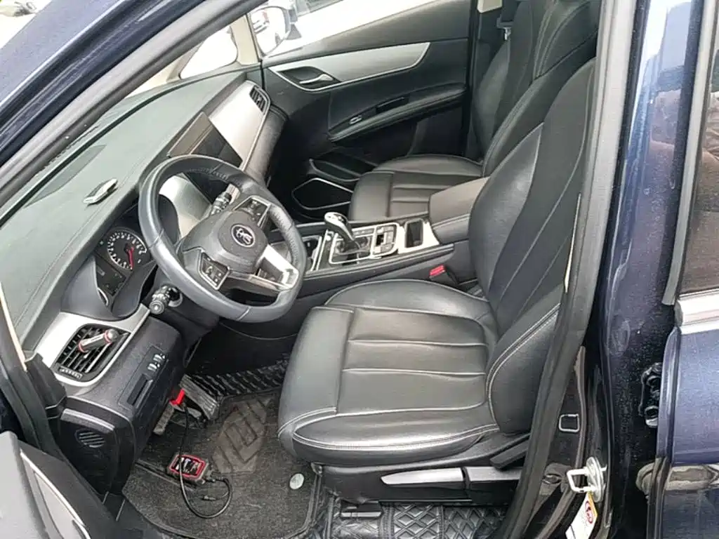 BYD MAX — миниатюра 15