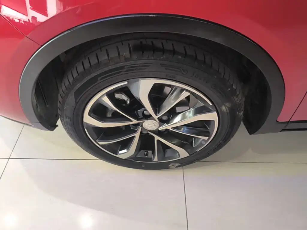 Geely Emgrand GS — миниатюра 23