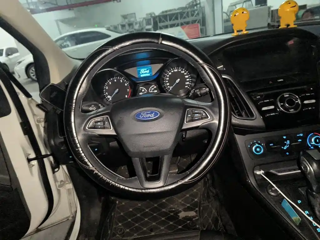 Ford Focus — миниатюра 3