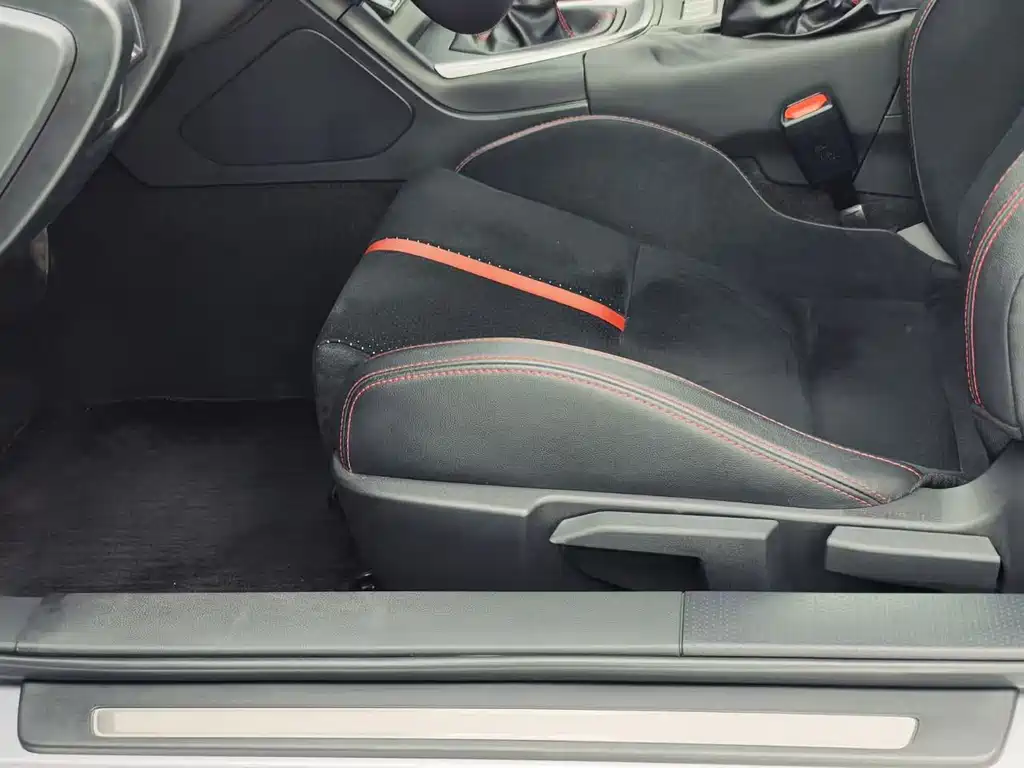 Subaru BRZ — миниатюра 8