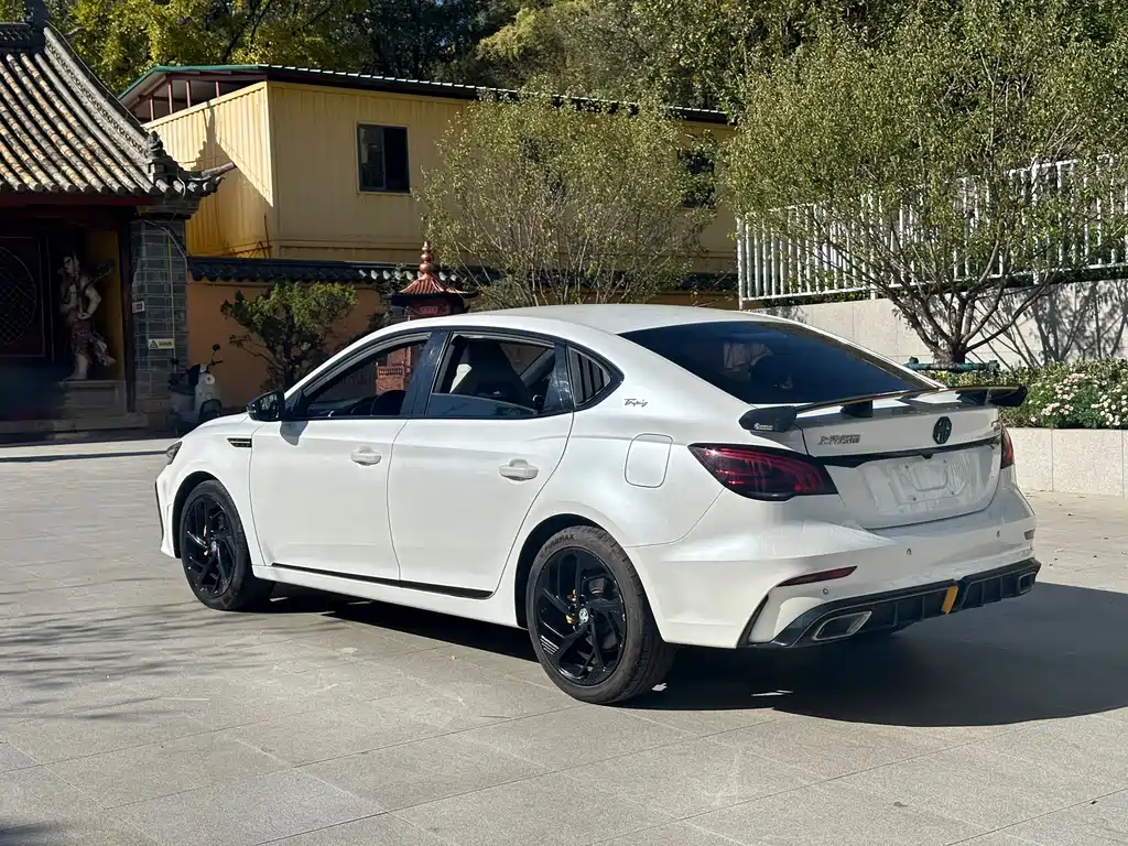 MG MG6 — миниатюра 11