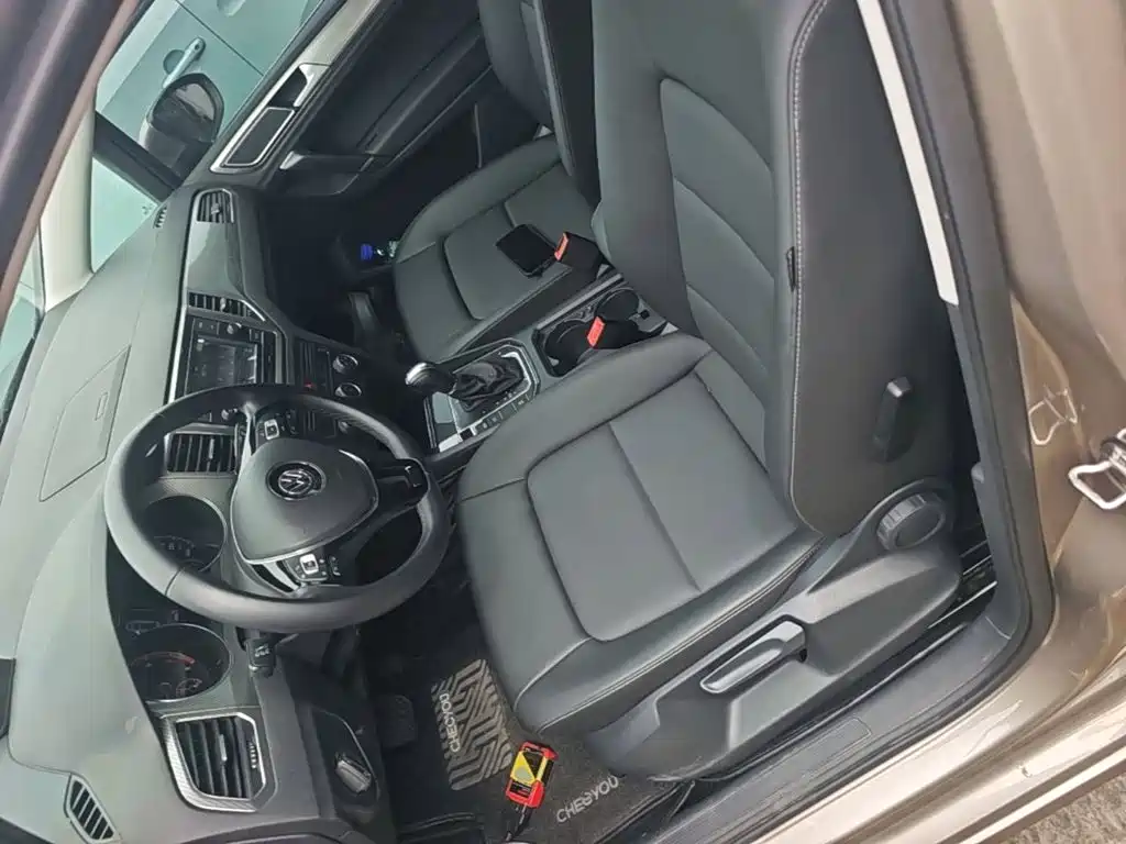 Volkswagen Golf Sportsvan — миниатюра 15