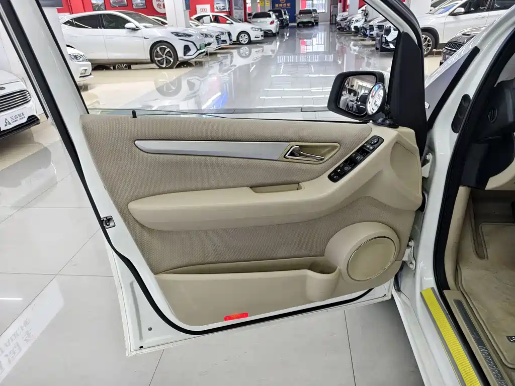 Mercedes-Benz A-Class (Import) — миниатюра 6