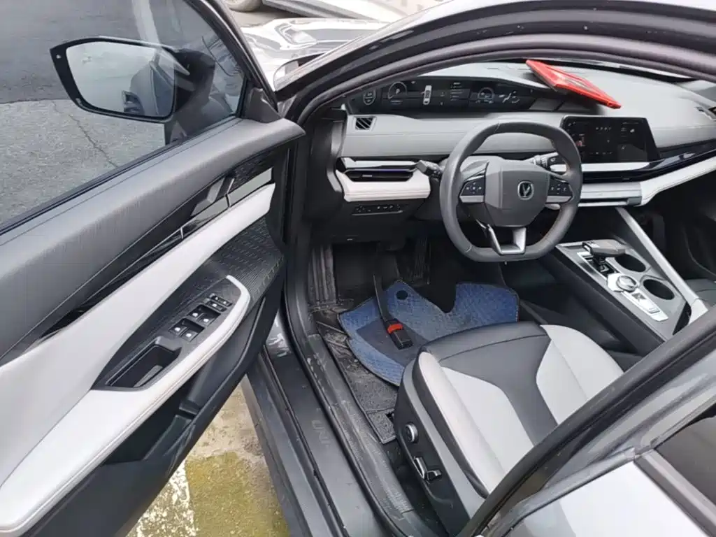 Changan UNI-V iDD — миниатюра 16