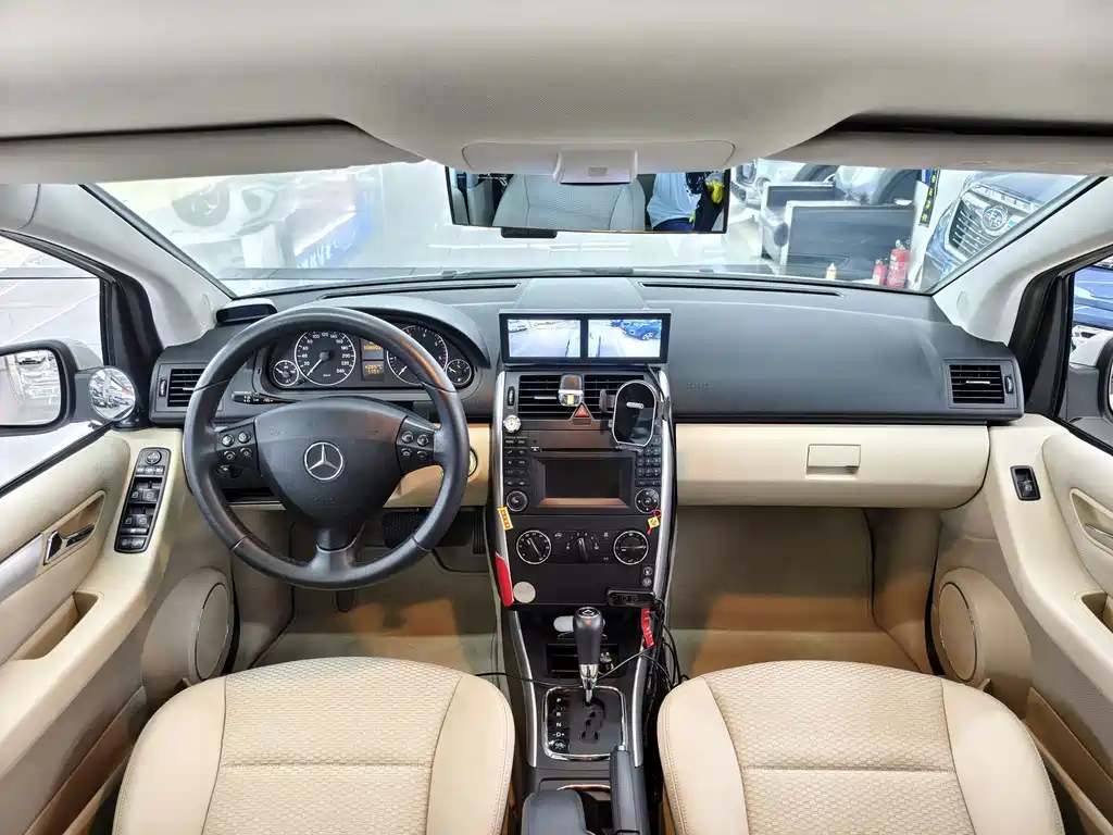 Mercedes-Benz A-Class (Import) — миниатюра 9