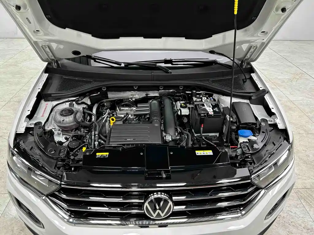 Volkswagen T-Roc — миниатюра 21