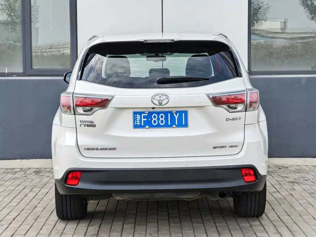 Toyota Highlander — миниатюра 8