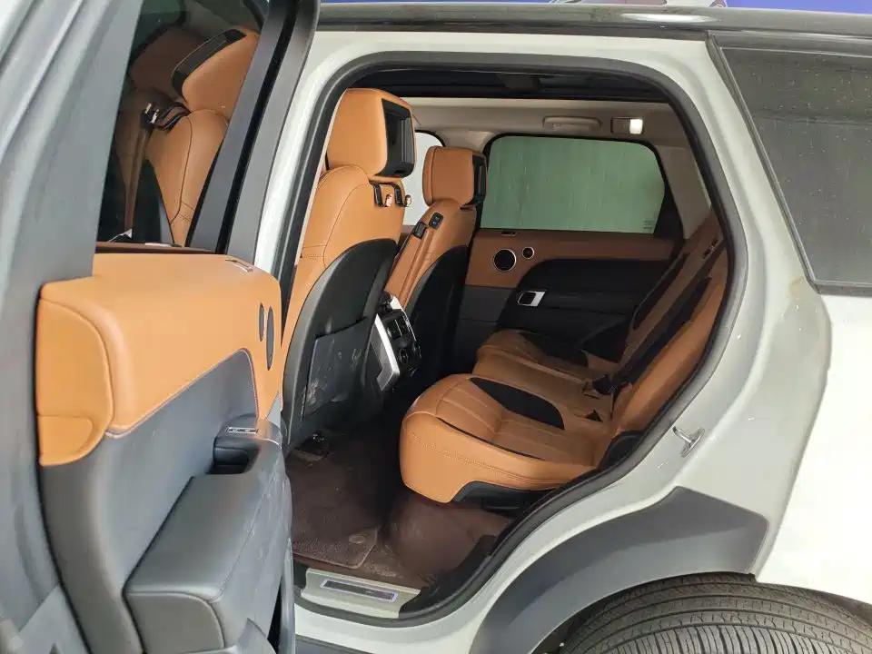 Land Rover Sport — миниатюра 5