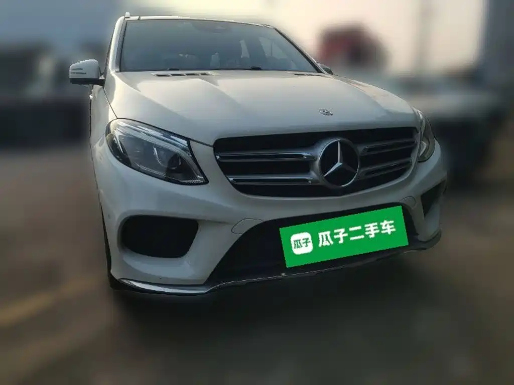 Mercedes-Benz GLE (Import) — миниатюра 2