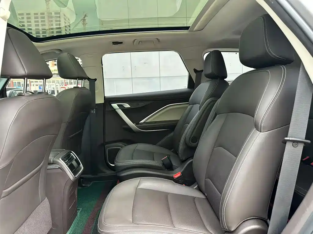 Geely Jia Ji — миниатюра 5