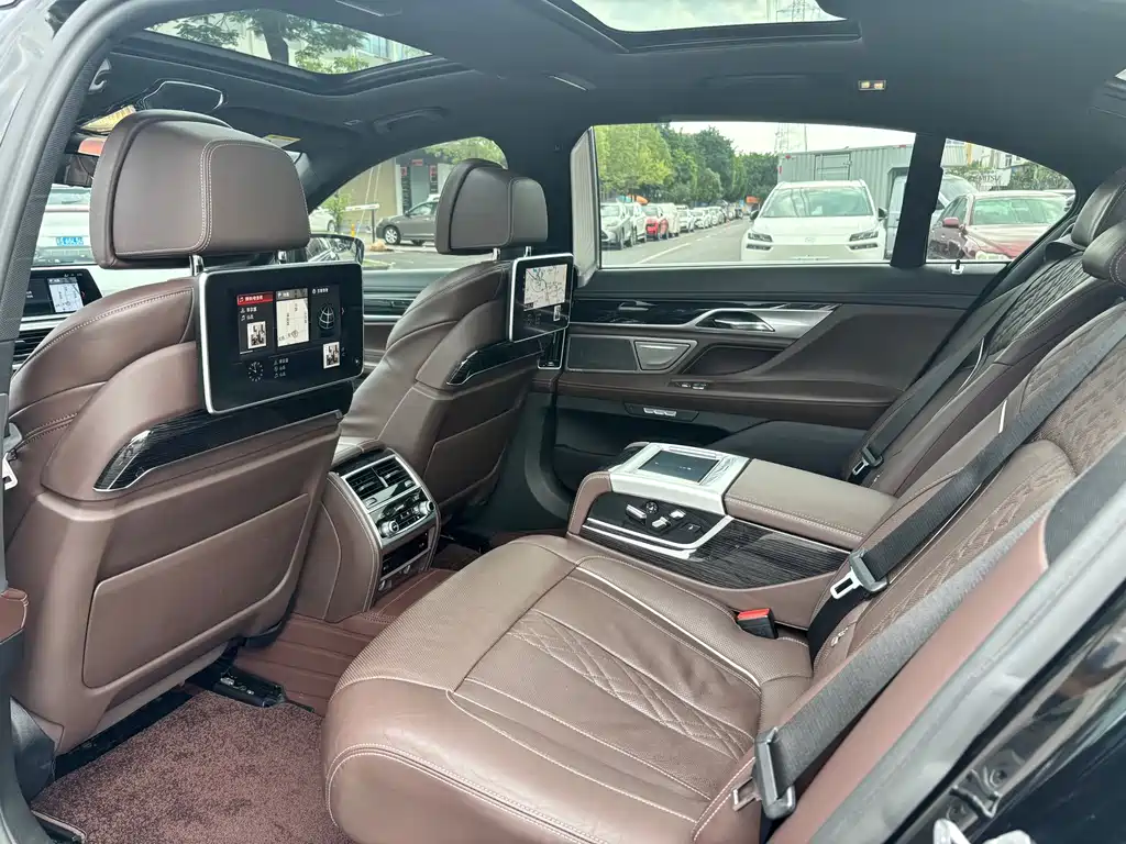 BMW 7 Series — фотографии объявления, Фото 9