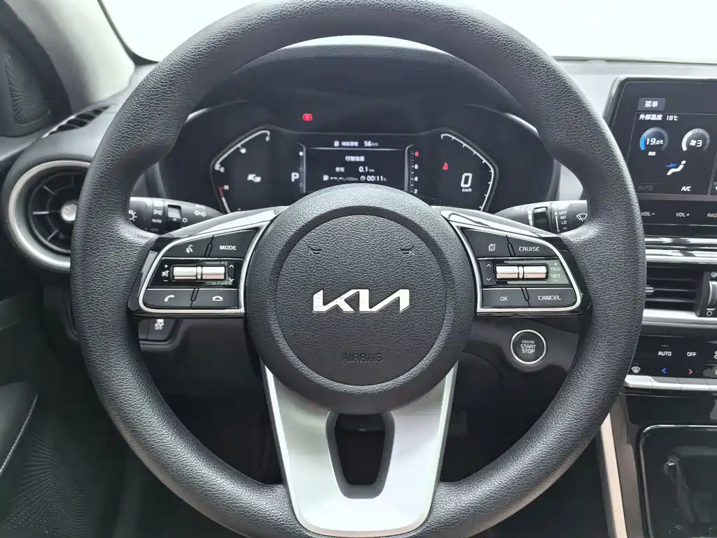 Kia K3 — миниатюра 13