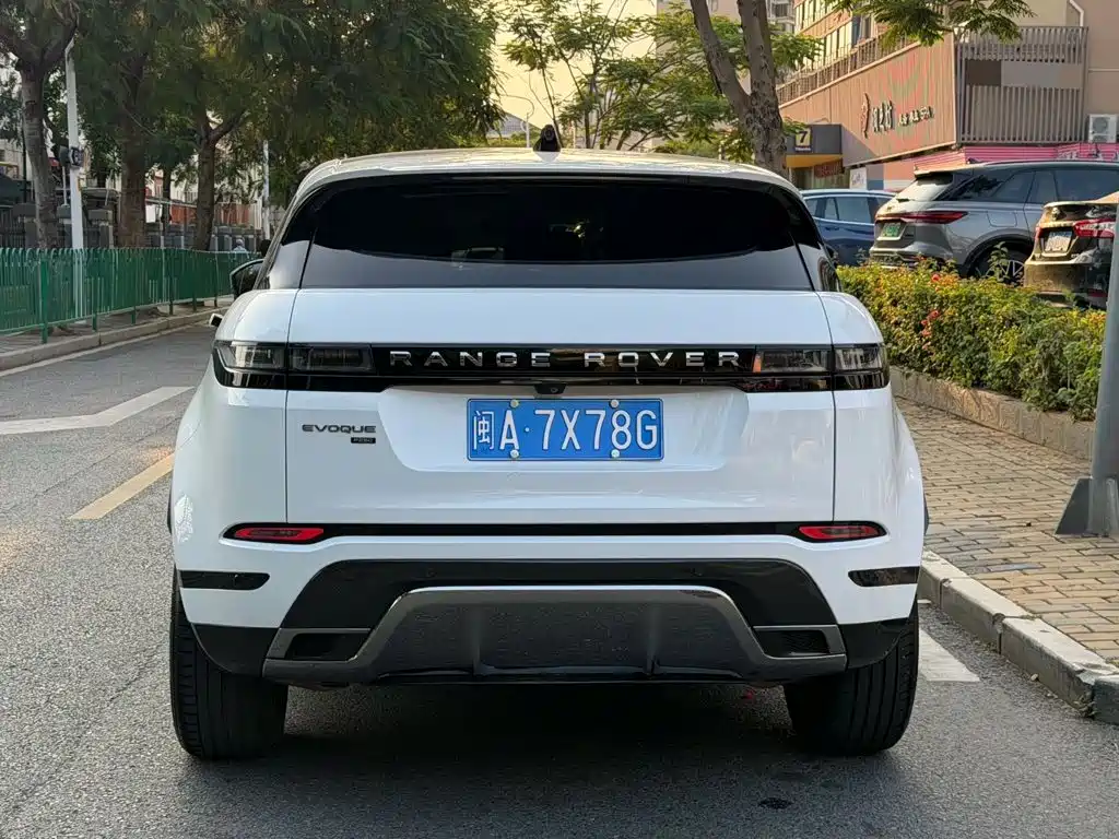 Land Rover Evoque — миниатюра 13
