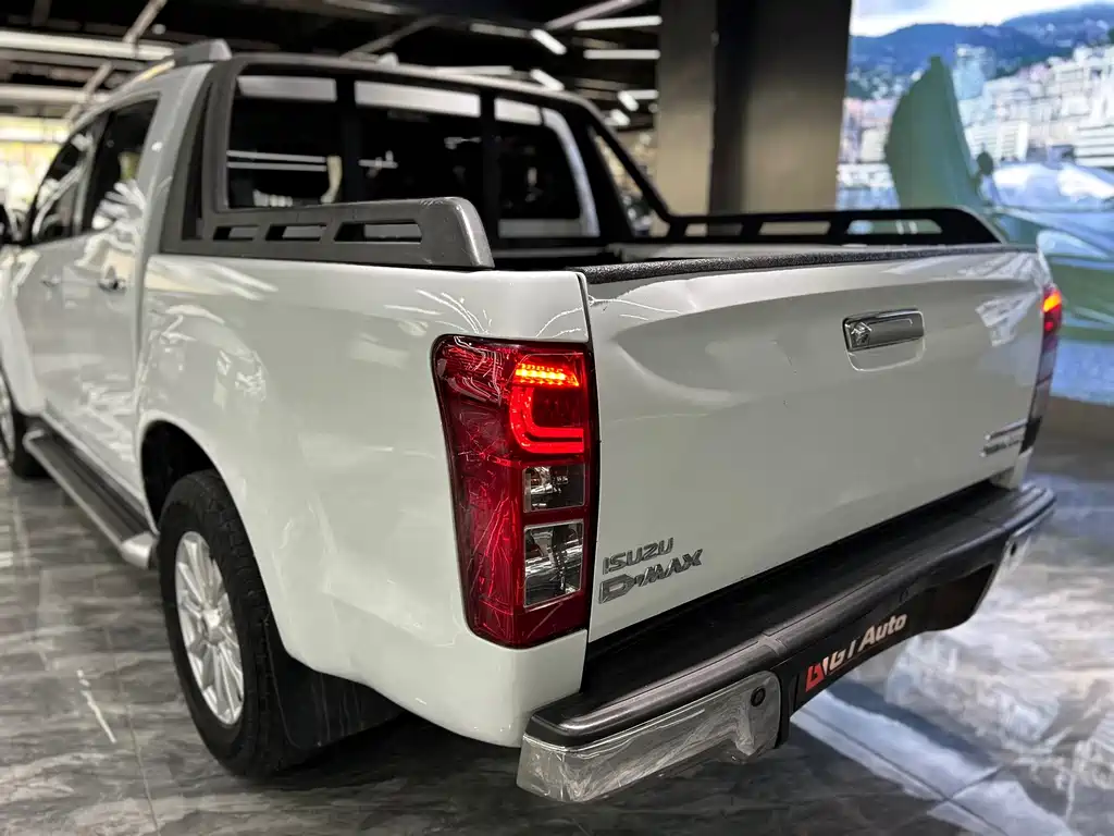Isuzu D-MAX — миниатюра 26