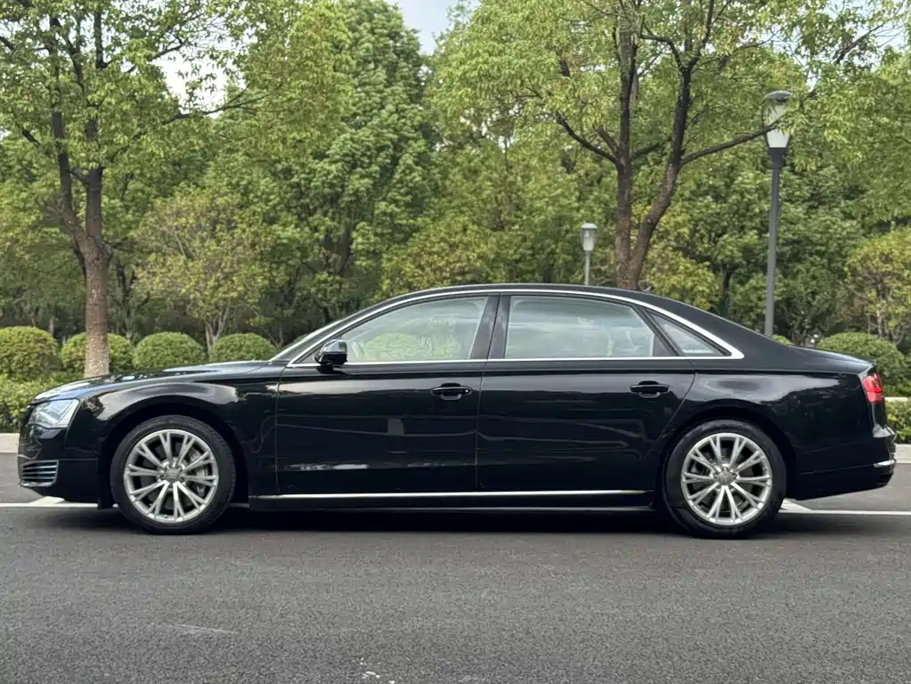 Audi A8 2013 A8L 55 TFSI quattro Luxury