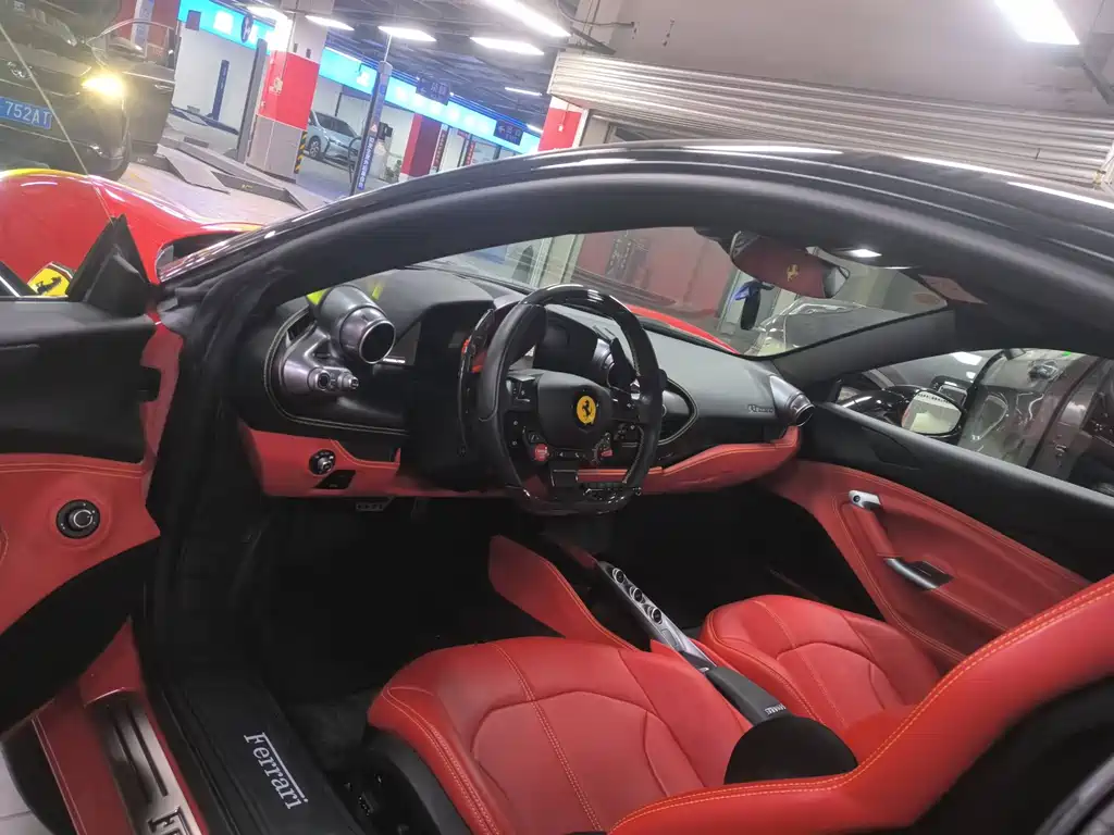 Ferrari F8 2019 Tributo 3.9T V8