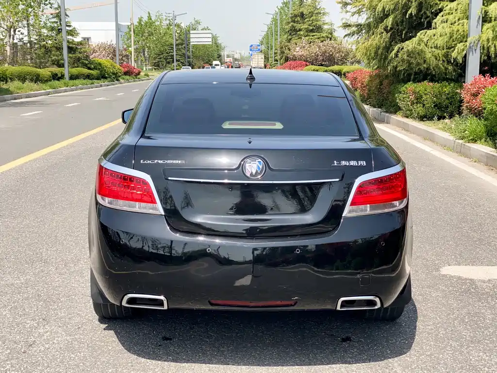Buick LaCrosse — миниатюра 6