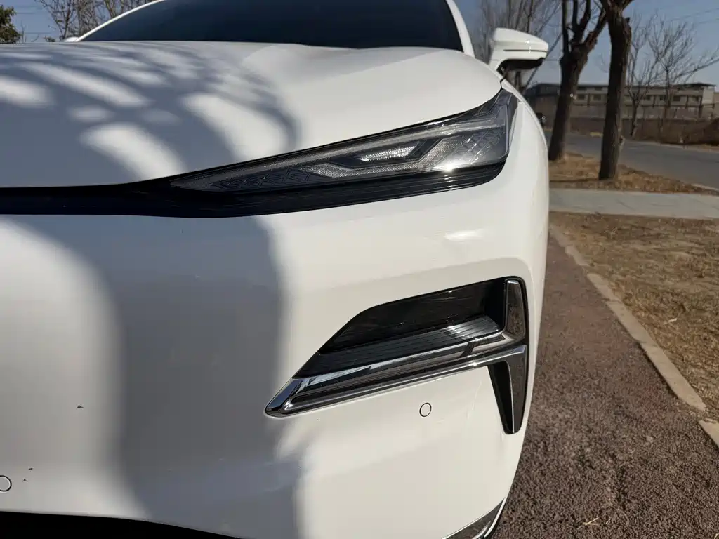 GEELY GALAXY GALAXY SPARKLE 8