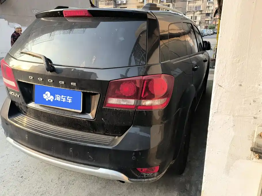Dodge Journey — миниатюра 3