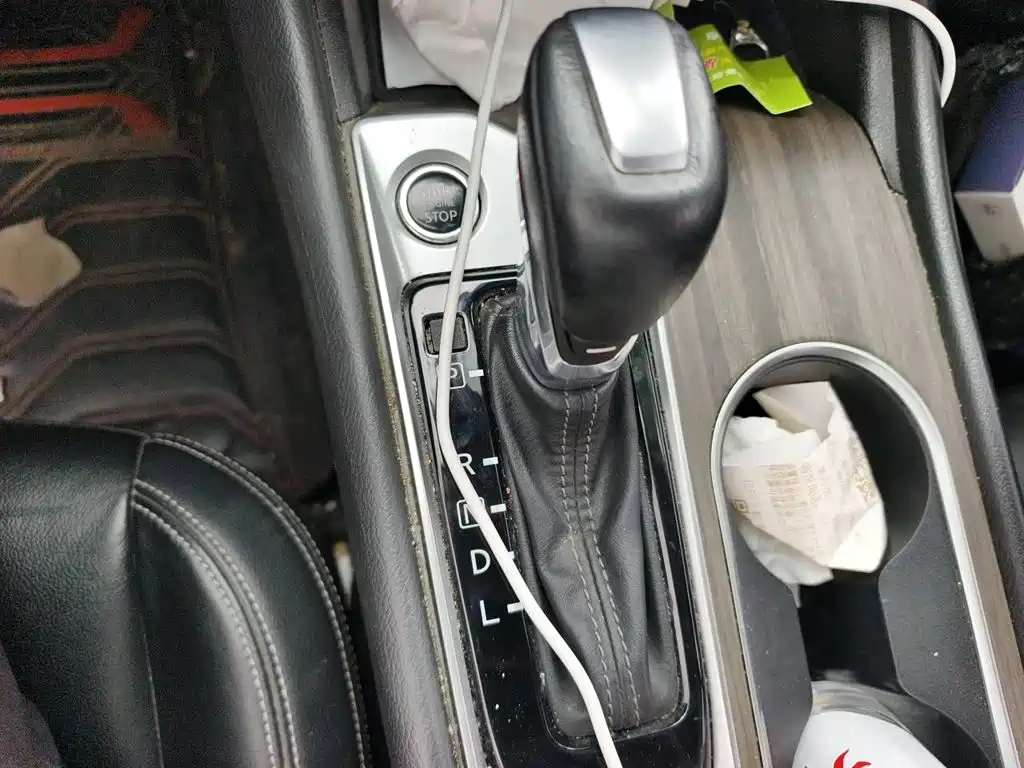Nissan Teana — миниатюра 15