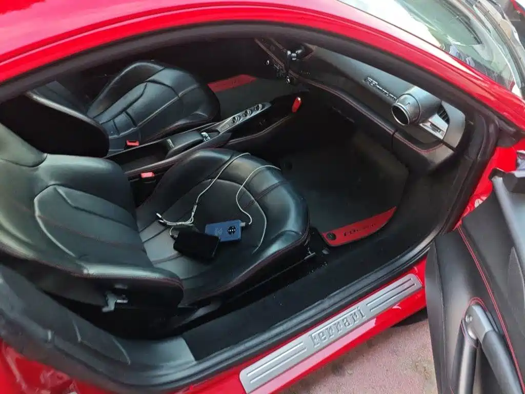 Ferrari F8 — миниатюра 10