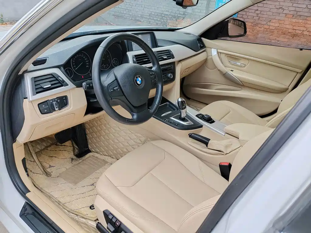 BMW 3 Series — миниатюра 7