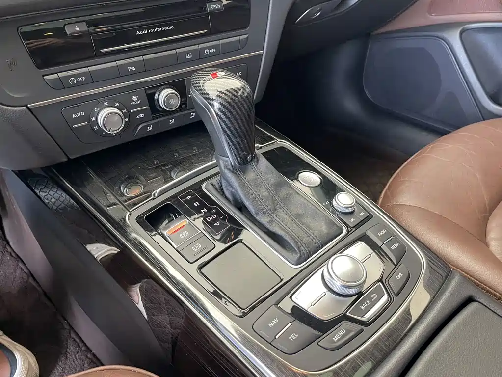 Audi A6L — миниатюра 14