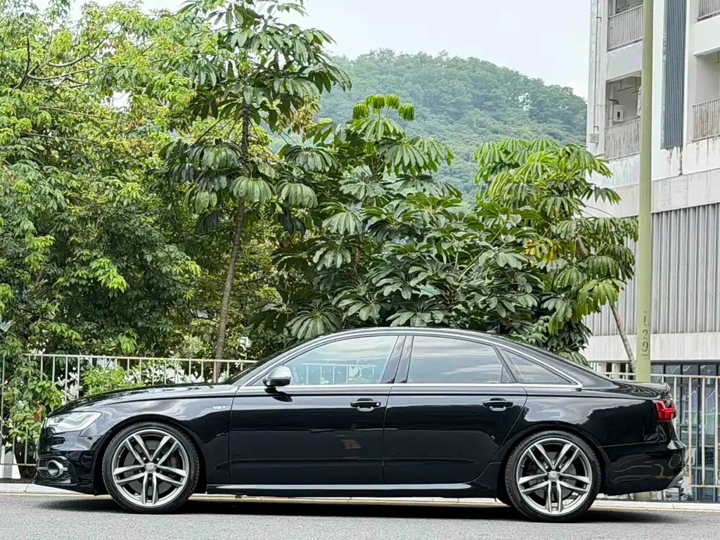 Audi S6 — миниатюра 4