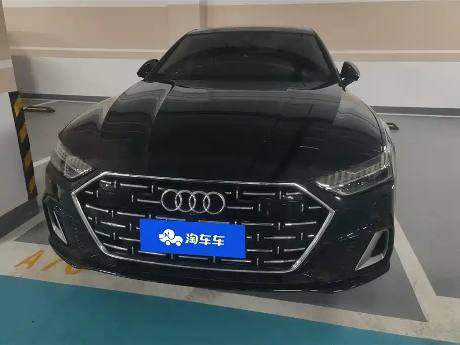 AUDI A7L