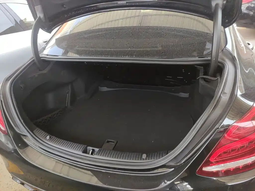 Mercedes-Benz C-Class — миниатюра 19