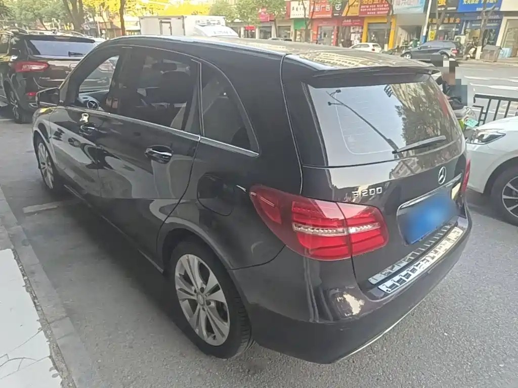 Mercedes-Benz B-Class — миниатюра 5