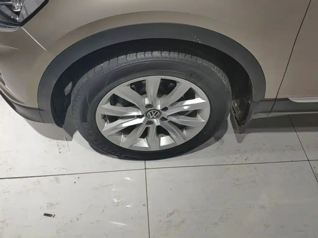 Volkswagen T-Roc — миниатюра 23