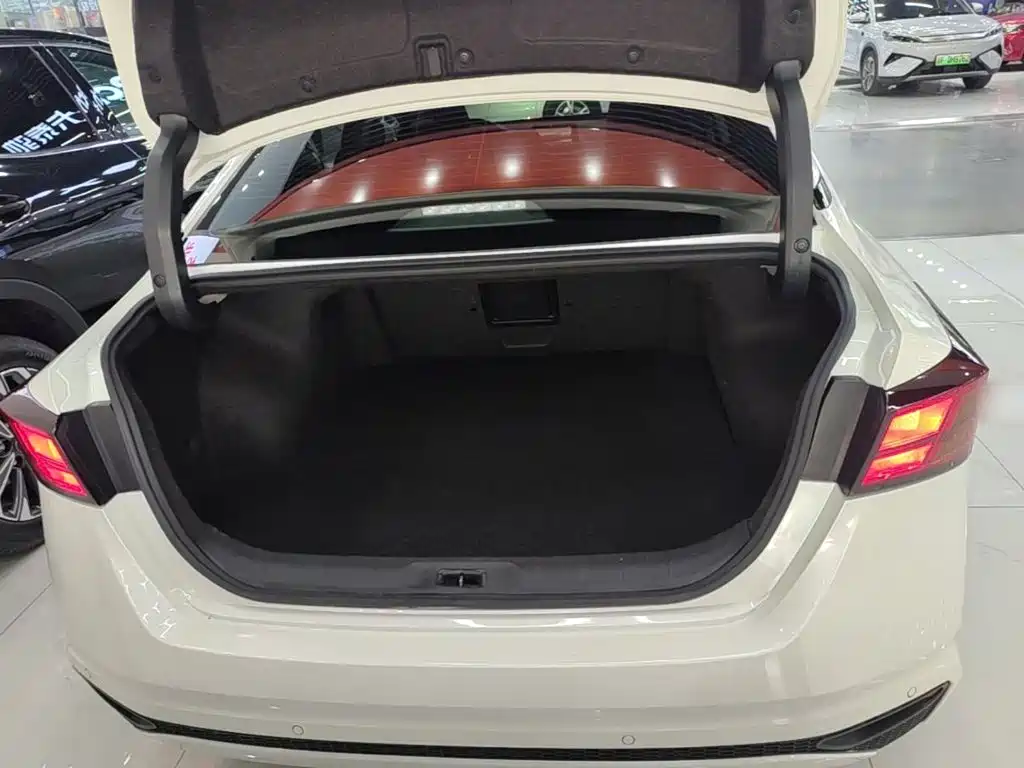 Nissan Teana — миниатюра 19