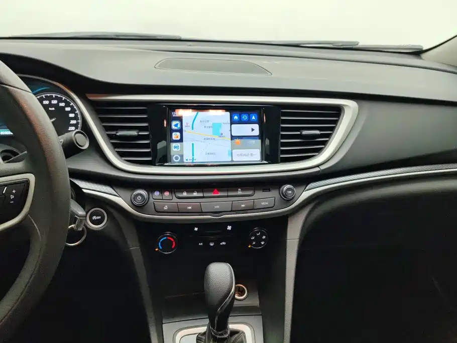 Buick Excelle — миниатюра 13