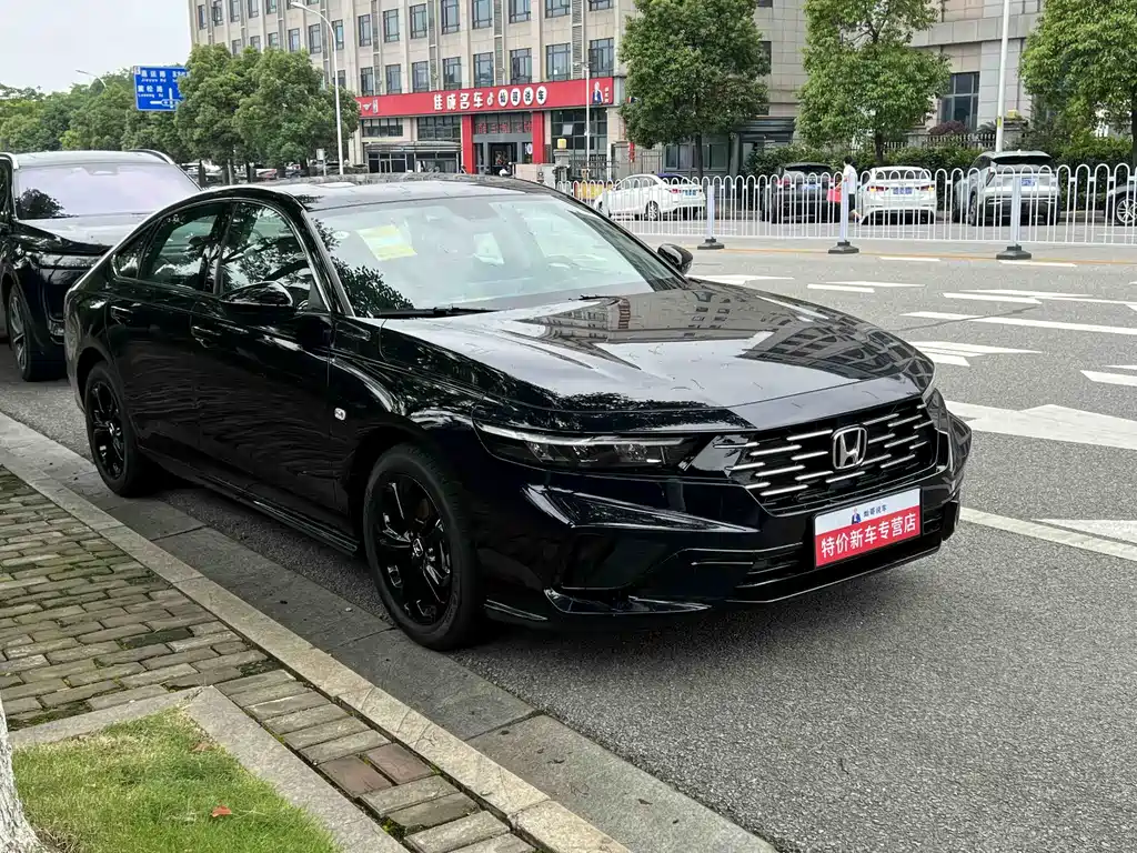 Honda Accord 2025 260TURBO Comfort