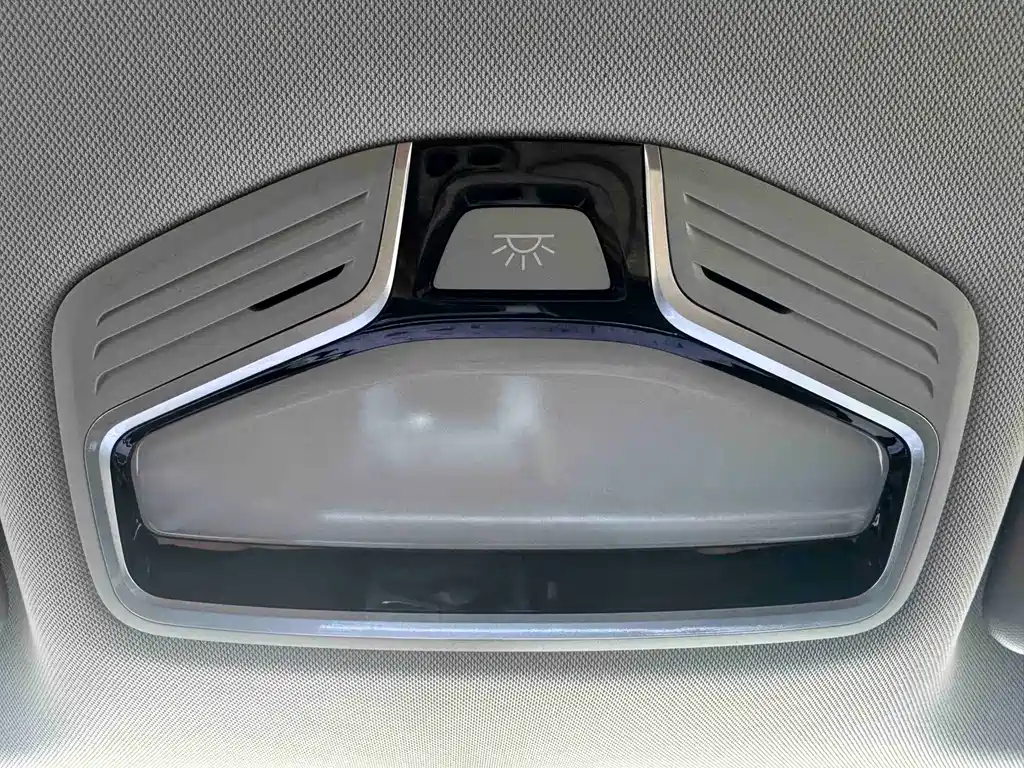 Geely Emgrand — миниатюра 14