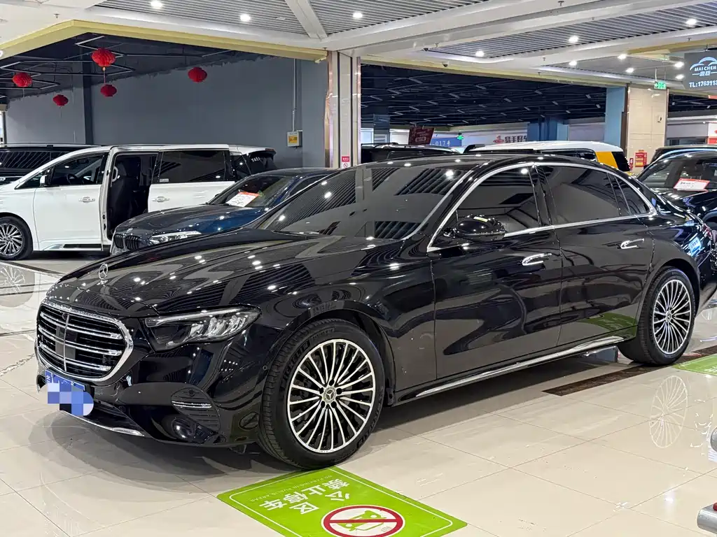 Mercedes-Benz E-Class 2024
