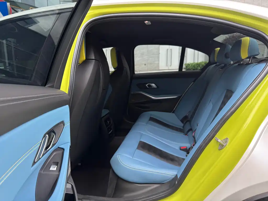 BMW M3 — миниатюра 10