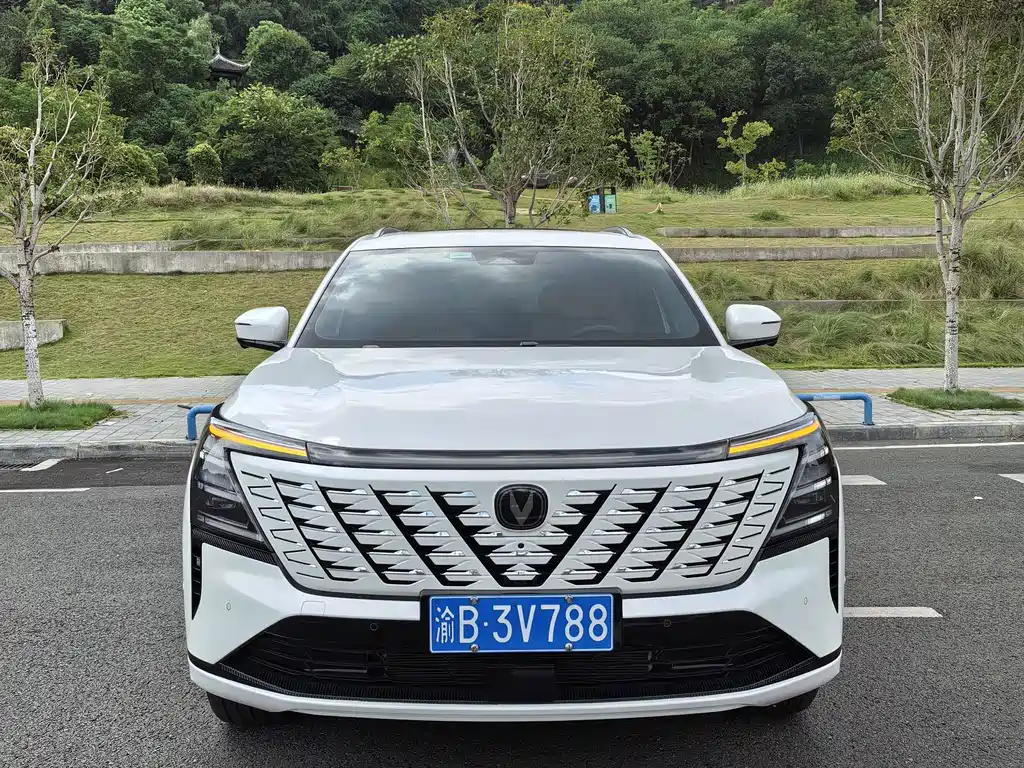 Changan Changan CS75PLUS — миниатюра 2