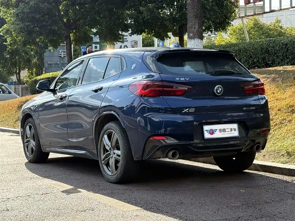 BMW X2
