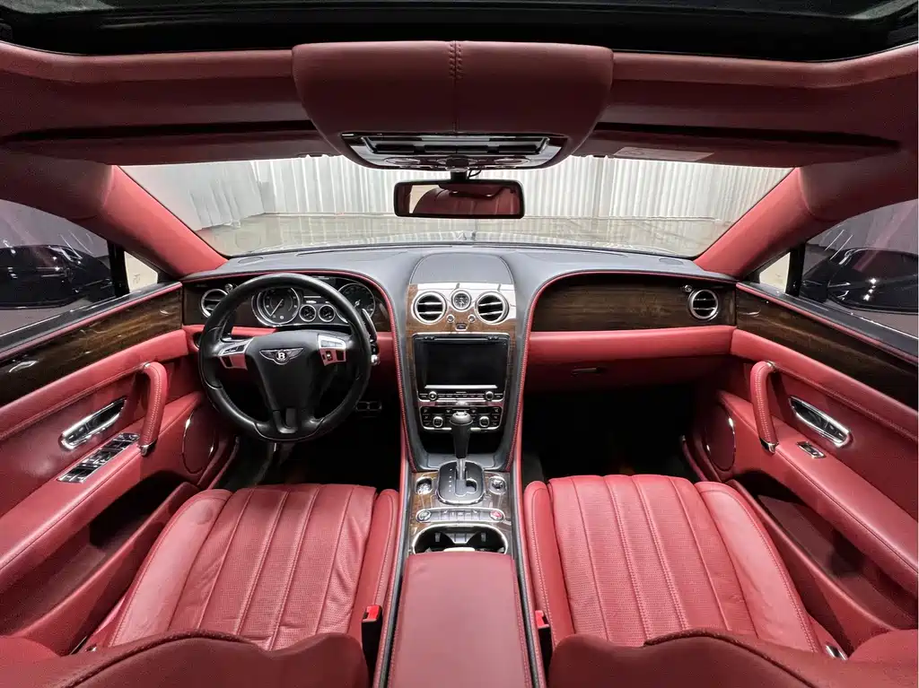 Bentley Flying Spur — миниатюра 12